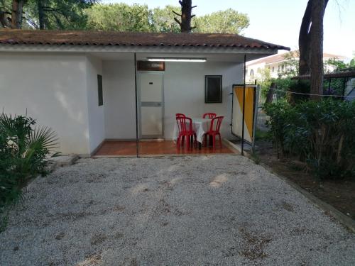 Bungalow with Patio