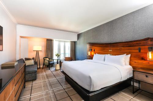 Fairmont King Room
