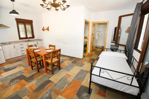 Magnificient Rural Home With Pool and BBQ in Onil