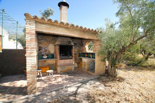 Iekārtas, Magnificient Rural Home With Pool and BBQ in Onil
