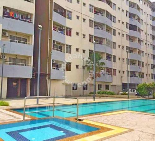 Lovely 3 Bedroom- Golden Height Apartment photo