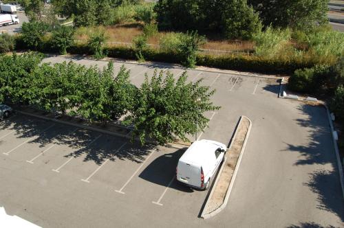 ibis Budget Hotel Vitrolles - image 8