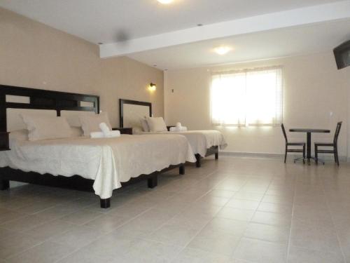 HOTEL GOLD in Otinapa