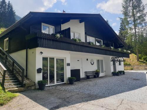 ทัศนียภาพภายนอกโรงแรม, WALDVILLA Bad Kleinkirchheim in บาด ไคลน์คีชไฮม์