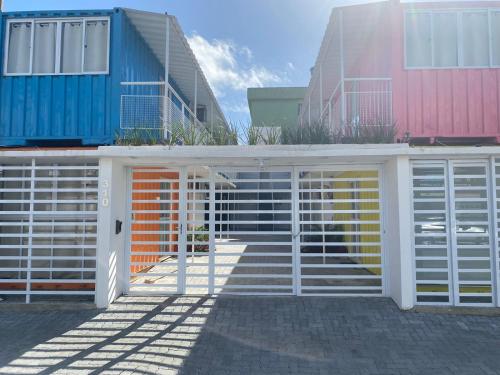 . Loft container central c/ estacionamento