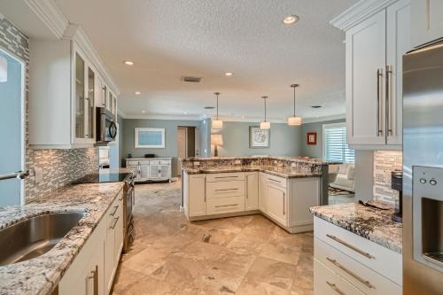 Bimini Breeze Vacation Home in Riviera Beach, USA
