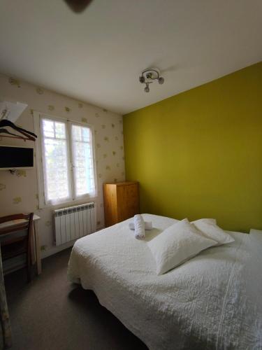 1 double bed
