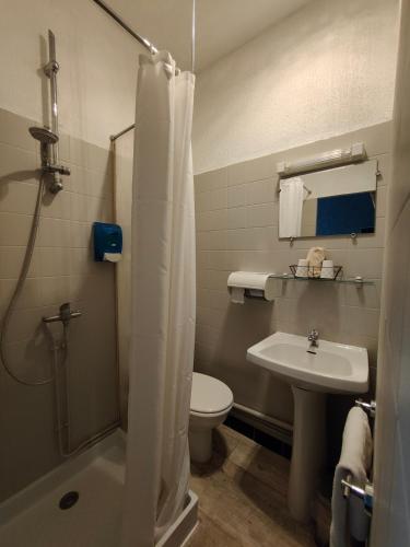 Auberge Le Chata - image 11