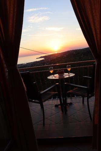 Tre terre apartment in 魯斯亞