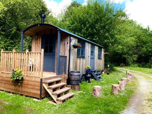Brook the Shepherd Hut 5