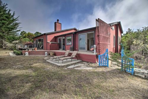 Oceanfront Point Arena House with Lovely Deck!