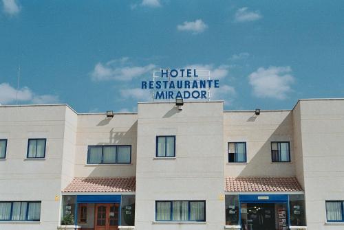 Hotel Mirador, Velilla de San Antonio bei Moratilla de los Meleros