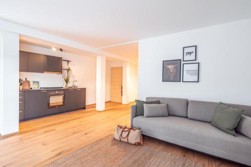 2 bedrooms, 3 beds