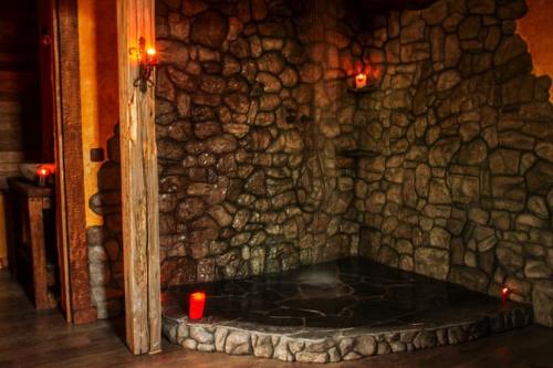 Duša, El descanso de Odín ¡Una auténtica posada vikinga! (El descanso de Odin ¡Una autentica posada vikinga!) in Mataelpino
