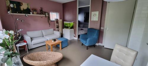 Lovely 1 bedroom apartment with garden no smoking, Amsterdam (photo 4)