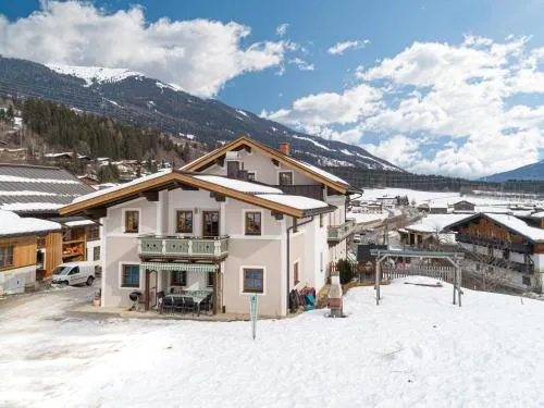 Landhaus Hotter 12 in Neukirchen am Großvenediger, Österreich