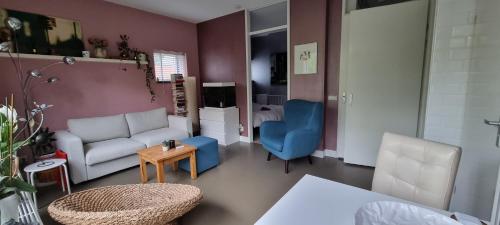 Lovely 1 bedroom apartment with garden no smoking, Amsterdam (photo 6)