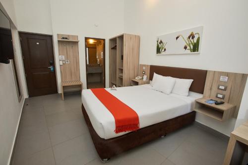 1 queen bed