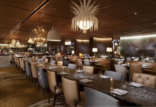 37675271 SAHARA Las Vegas