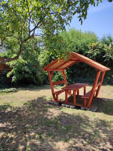 Rákos-patak Family House Garden & Free Parking, Budapeszt (zdjęcie 8)
