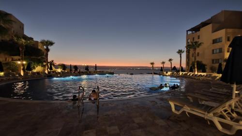 Comfy Stays Sea View Apartments at DeadSea Samarah Resort