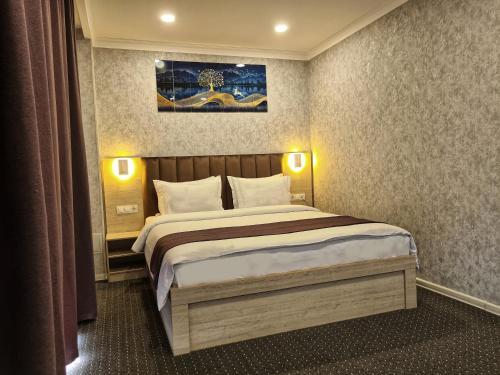 Sharaf Hotel – Toshkent, NY