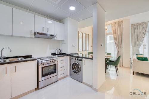 Restful 3BR Townhouse at DAMAC Hills 2, Dubailand by Deluxe Holiday Homes