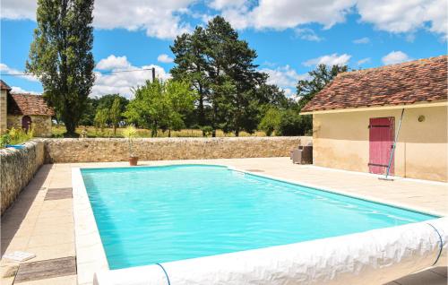 Nice Home In Mauvires With Private Swimming Pool, Can Be Inside Or Outside