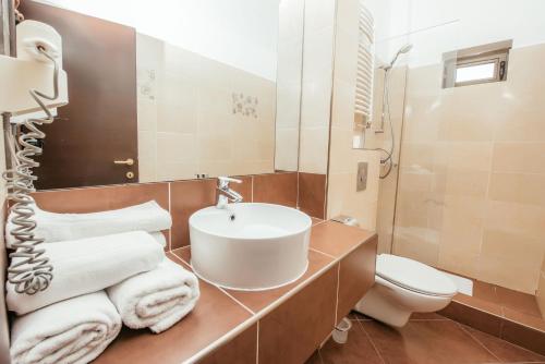 C Pub & Accommodation - image 13