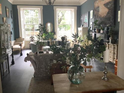 A Room in the City - West (formerly Luxury Central B&B) - image 7