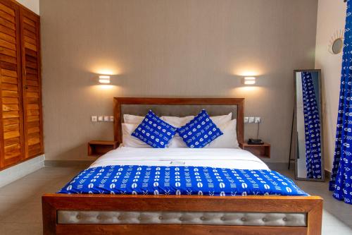 Standard Double Room image 2