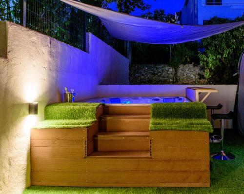 Beach Holiday home with private jacuzzi & parking in 歐克魯格 勾基