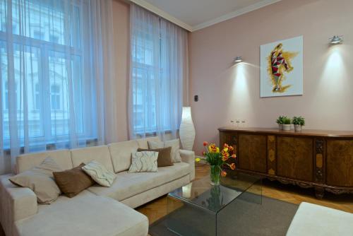 One-Bedroom Apartment with Sauna image 10