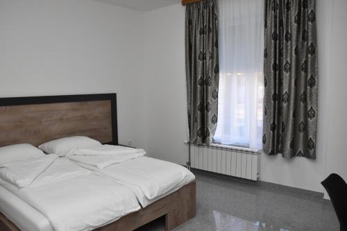 Motel Centar - image 8