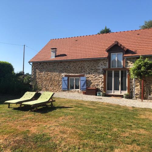 Exterior view, Les Landes in Lubersac