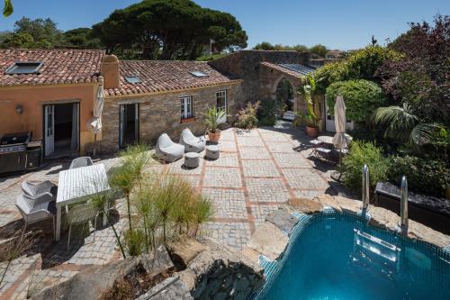 Stylish Guesthouse with Pool in Natural Park gîte à louer Barrateiras