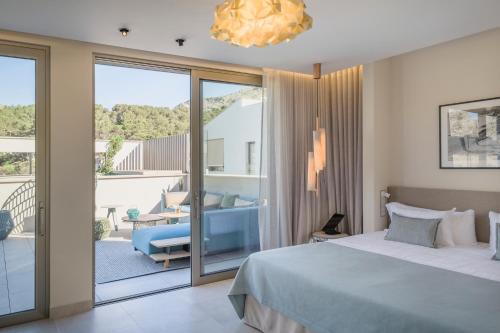 room detail thumbnail 1