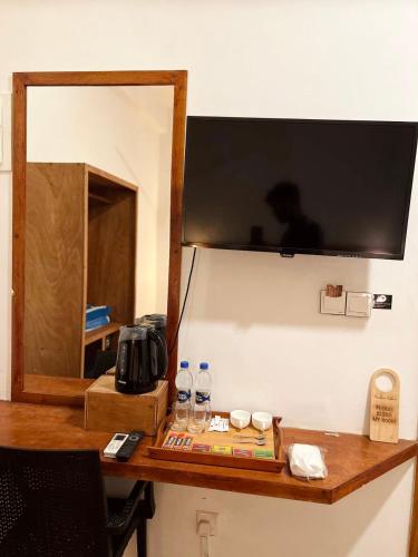 Budget Double Room image 2