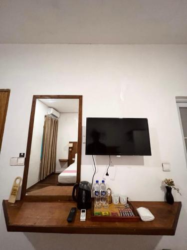 Deluxe Double or Twin Room image 2