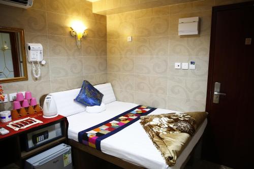 Double Room image 2