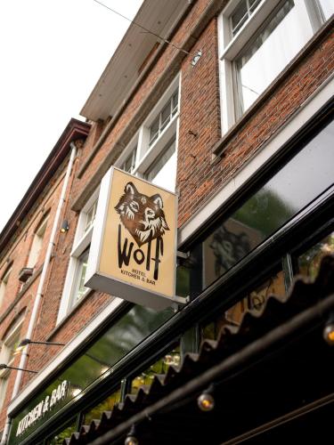 Wolf Hotel Kitchen & Bar - image 2