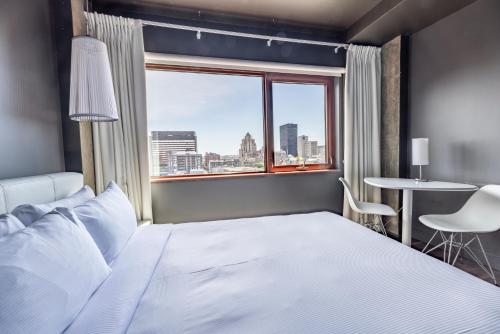 Hotel Zero 1 Room Type - Superior Queen Room