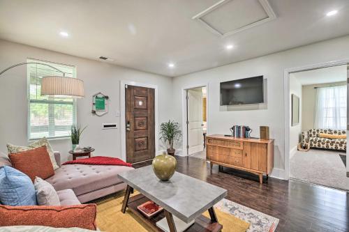 Stylish Birmingham Getaway with Patio and Yard! in Birmingham, USA