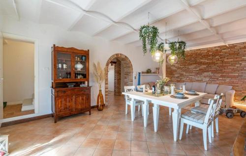  Casa Vacanze con piscina - Villa Bentivoglio in Morrovalle