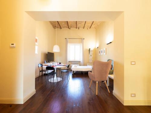 The Best Rent - Elegant two-bedroom apartment close to Saint Peter's Basilica, Рим (фото 6)