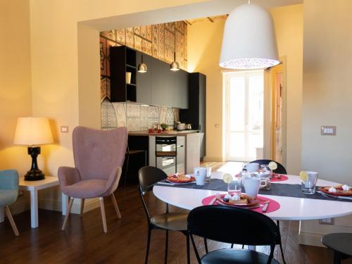 The Best Rent - Elegant two-bedroom apartment close to Saint Peter's Basilica, Рим (фото 7)