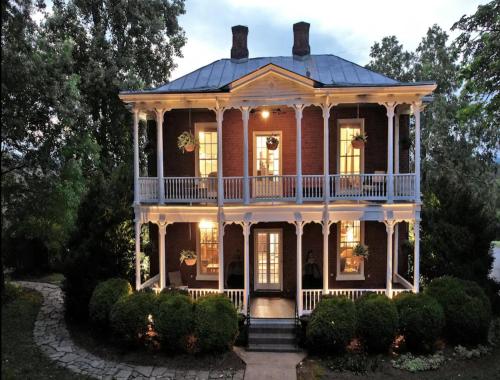 Red Hill Bed and Breakfast Lovingston