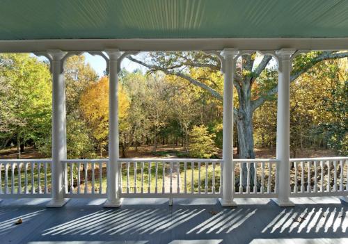 Red Hill Bed and Breakfast in Lovingston, USA