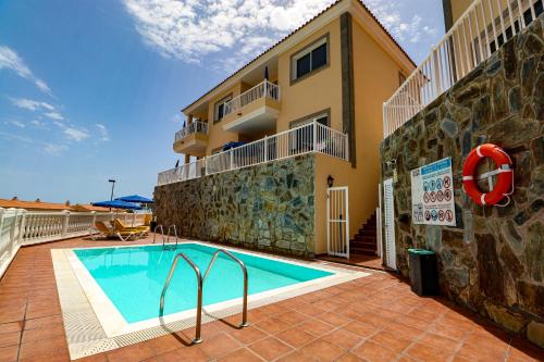  Calypso Family Apartments, Pension in La Playa de Arguineguín