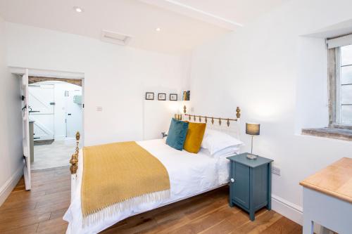 The Old Parsonage - image 3